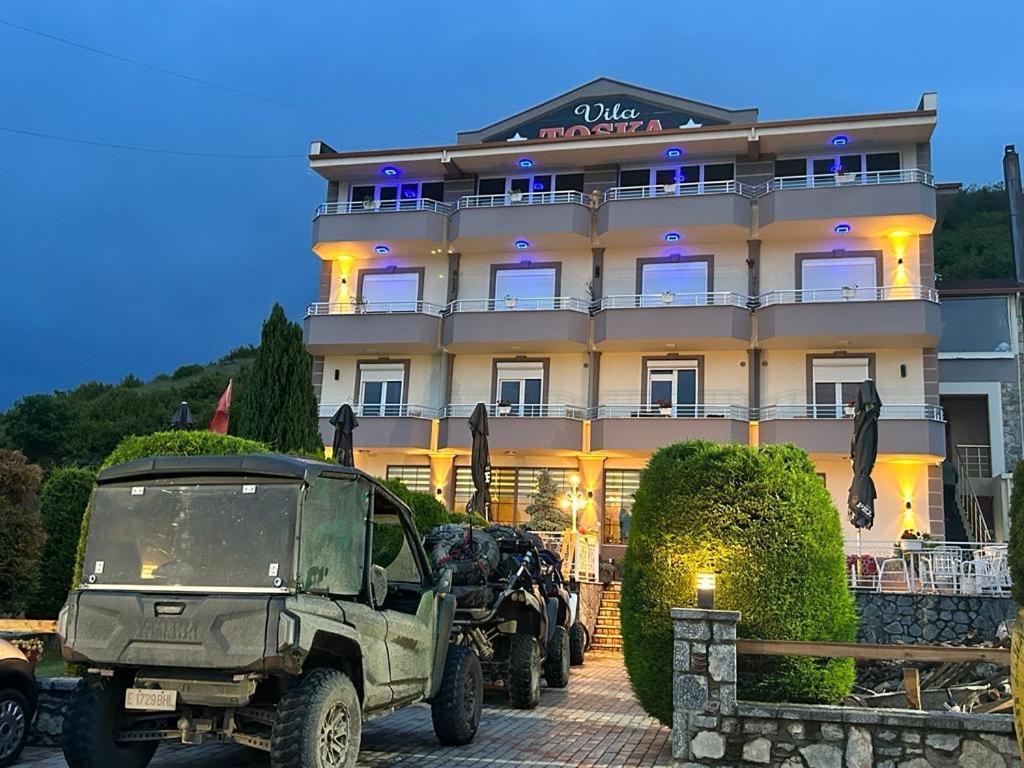 Hotel Vila Toska Piskupat Exterior photo